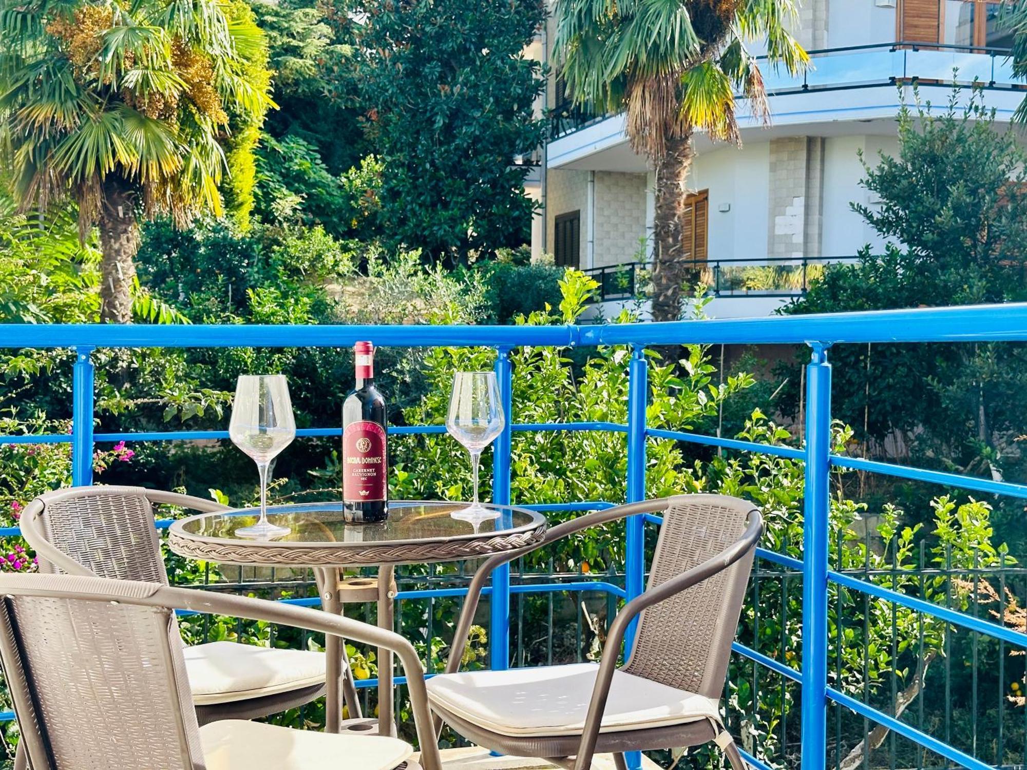 Jico Travel - Villa Colombo Vlorë Eksteriør bilde